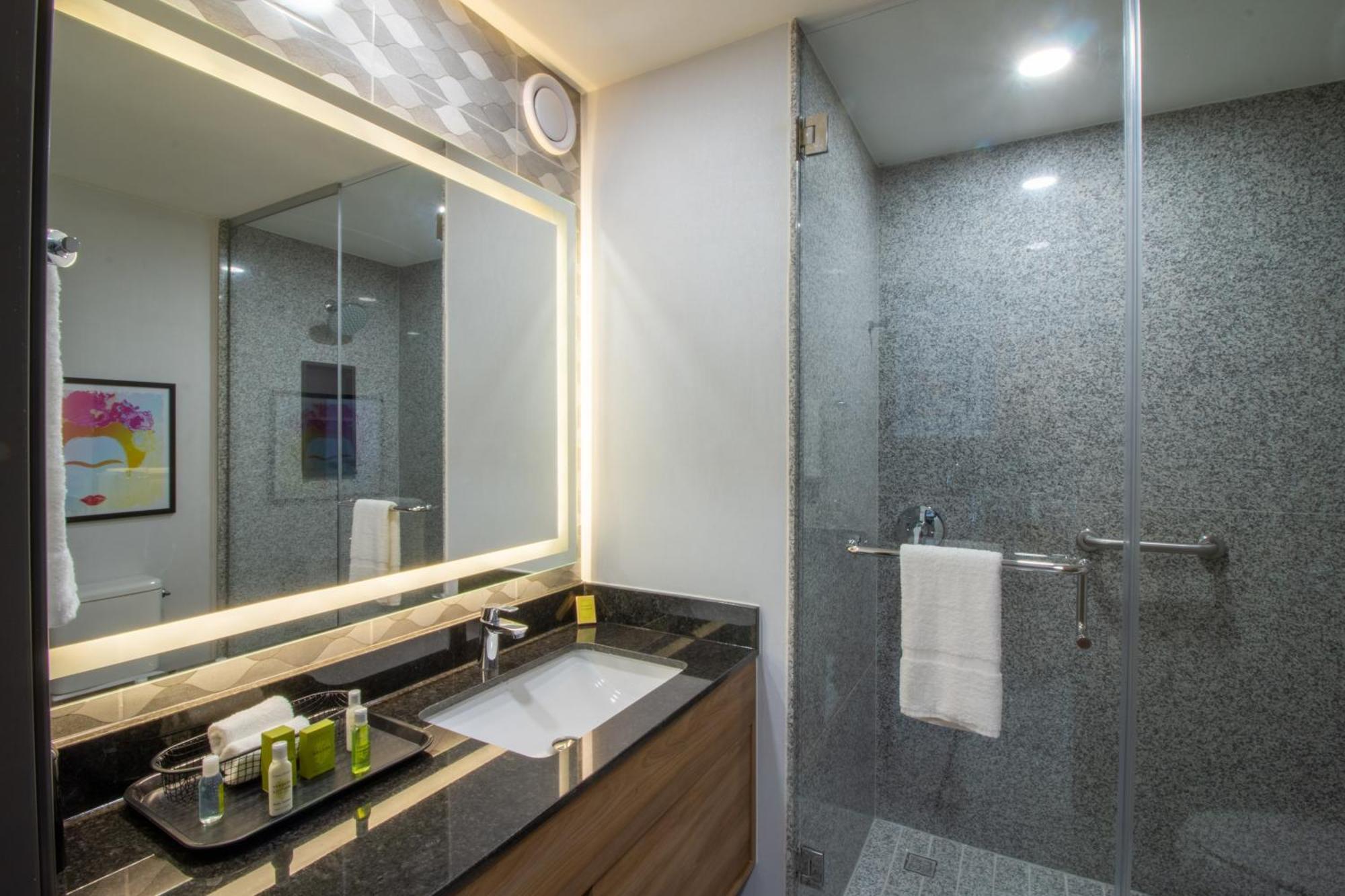 Hampton By Hilton Downtown Hotel 3*