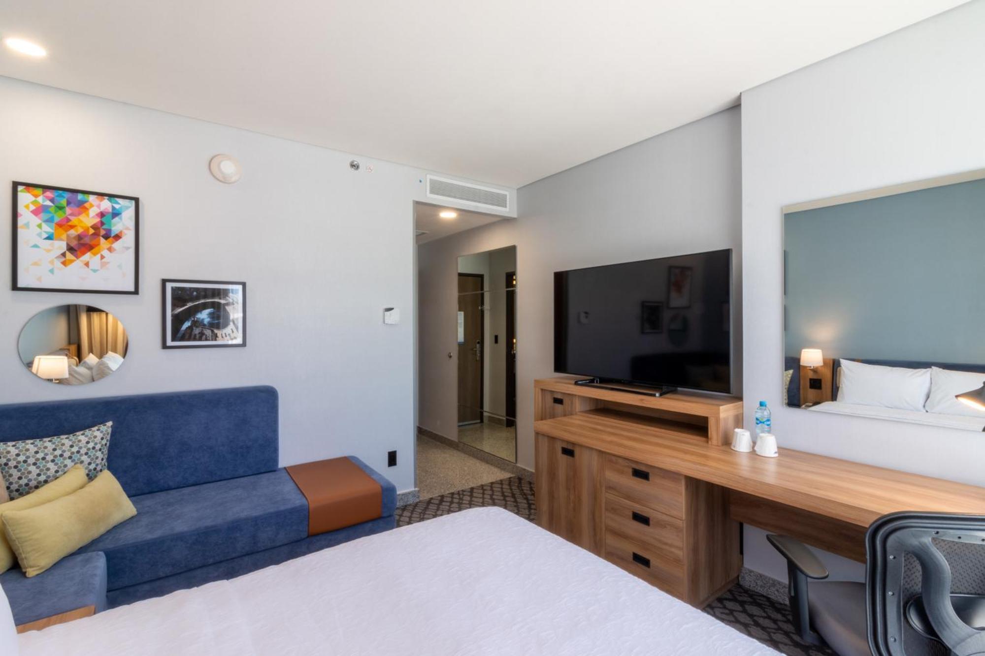 Hampton By Hilton Downtown Hotel